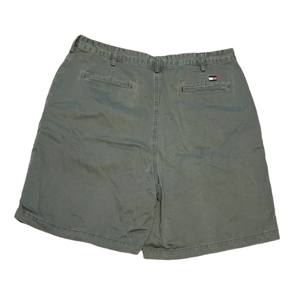 MENS TOMMY HILFIGER SAGE GREEN COTTON SHORTS, SIZE 38 - Picture 2 of 3